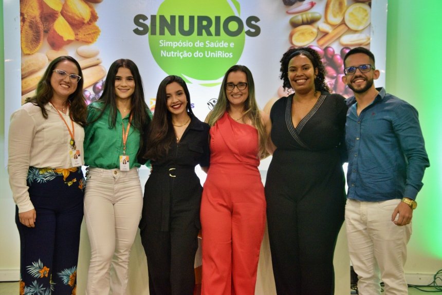 Coordenadora e professores do curso de Nutrição