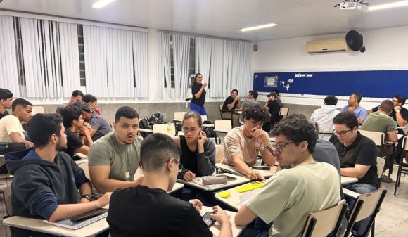 Experiência real: alunos aplicam metodologias ágeis em atividade prática